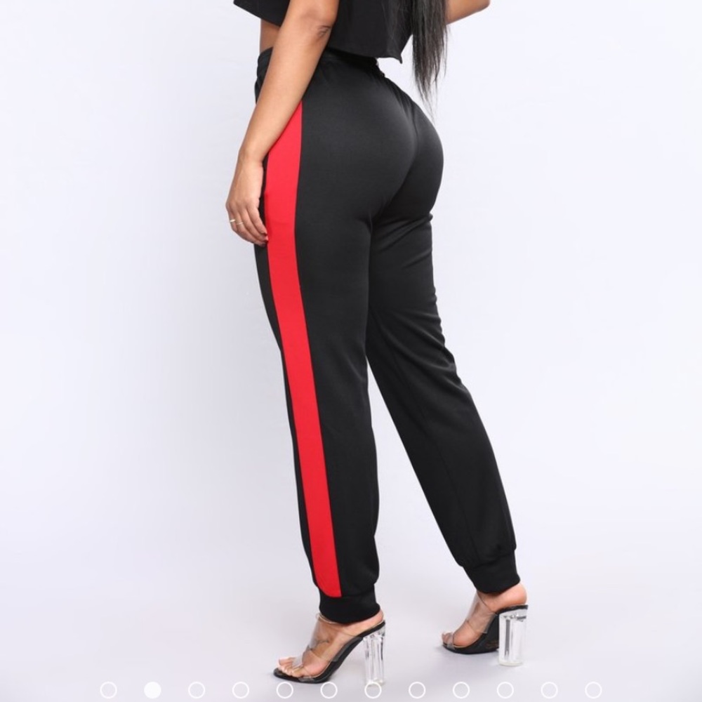 Ridin shotgun stripe joggers - black/red